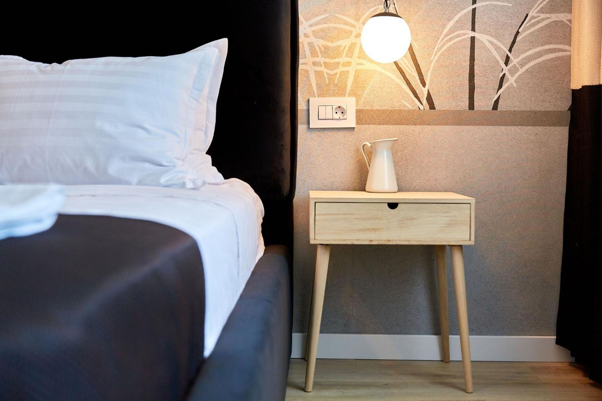 Apartamente By R S Navodari Bagian luar foto