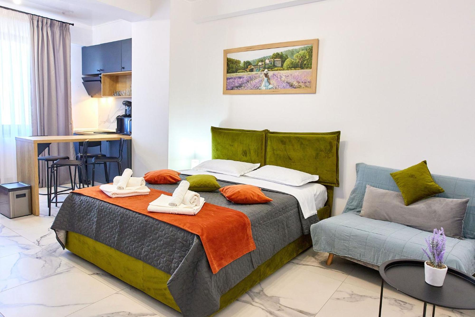Apartamente By R S Navodari Bagian luar foto